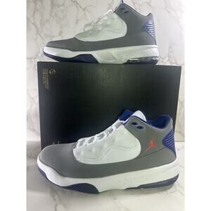 New Mens Size 11.5 Grey White Nike Max Aura 2 Basketball Shoes CK6636 004